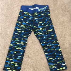 Nike Pro Capri spandex